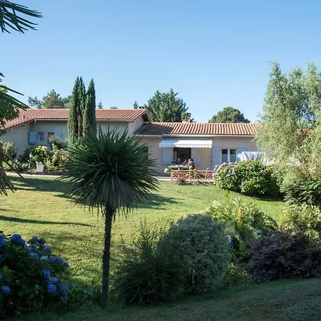 Au Domaine De L'etang - Chambres Chez L'habitant